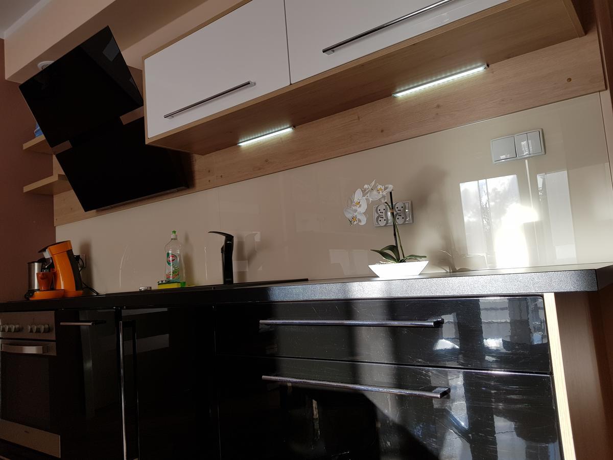 Four Seasons Aquamarina Apartment ชวีโนวิชแจ ภายนอก รูปภาพ
